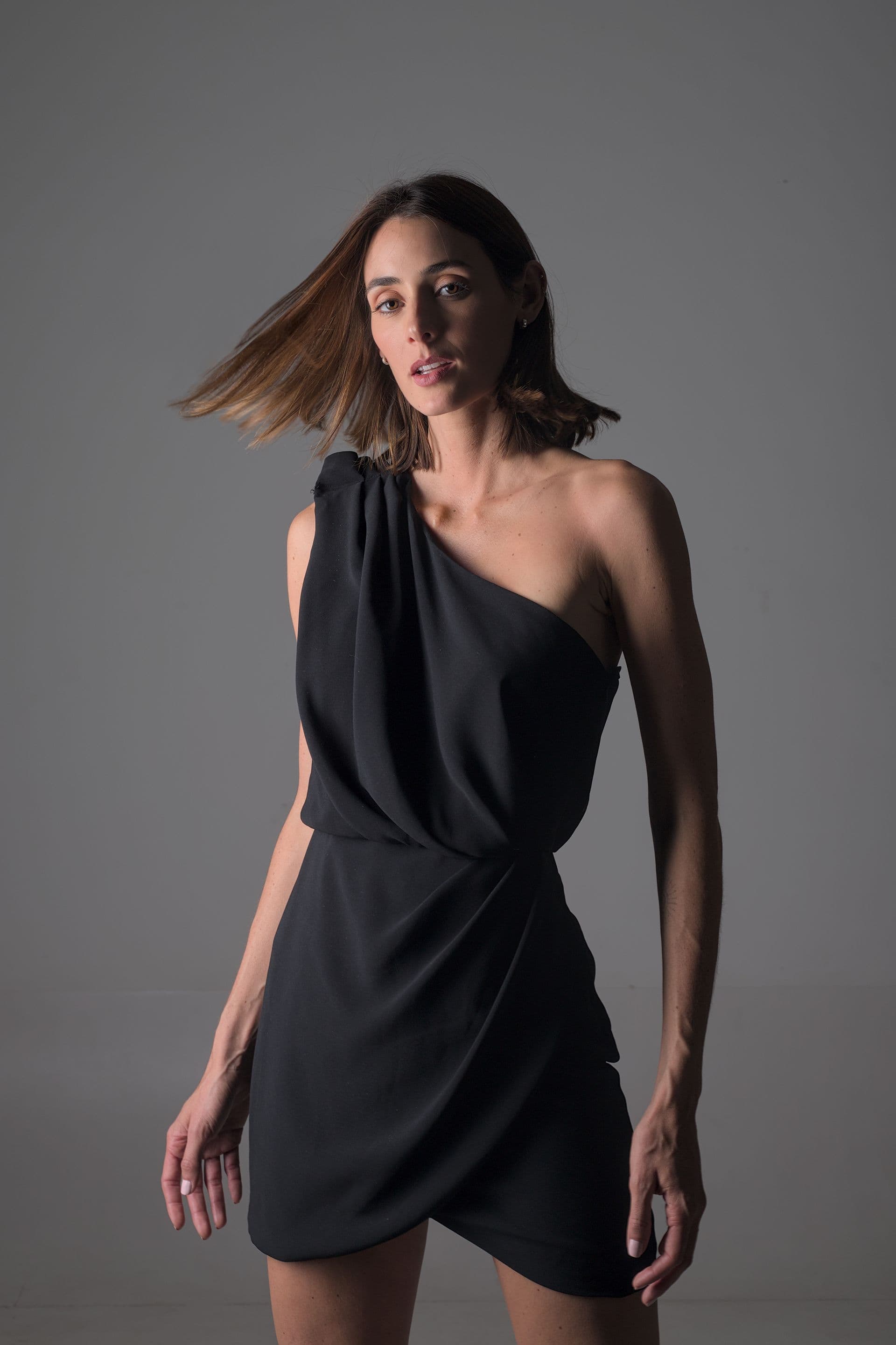 Vestido Ombro Único Preto